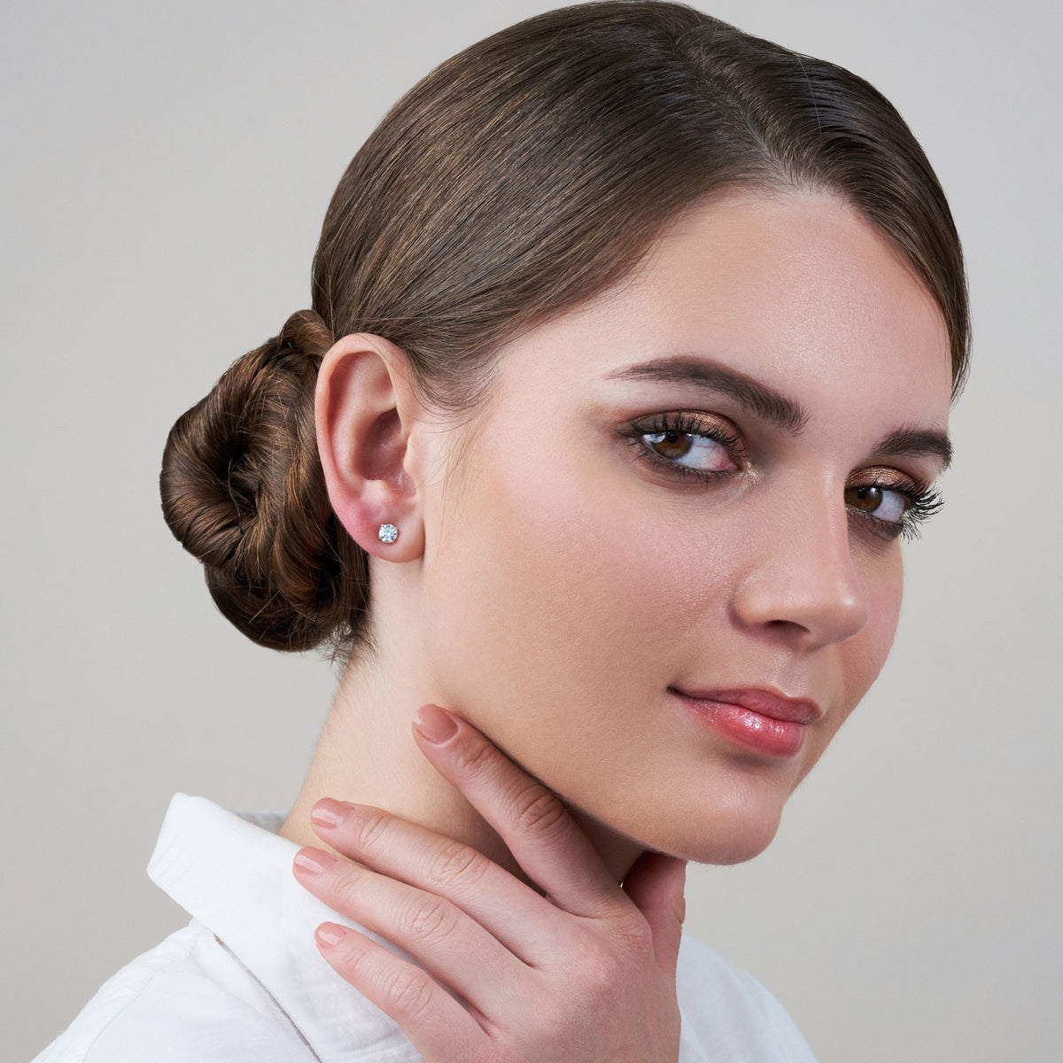 4-Prong Basket Stud Earrings w/ Screwbacks